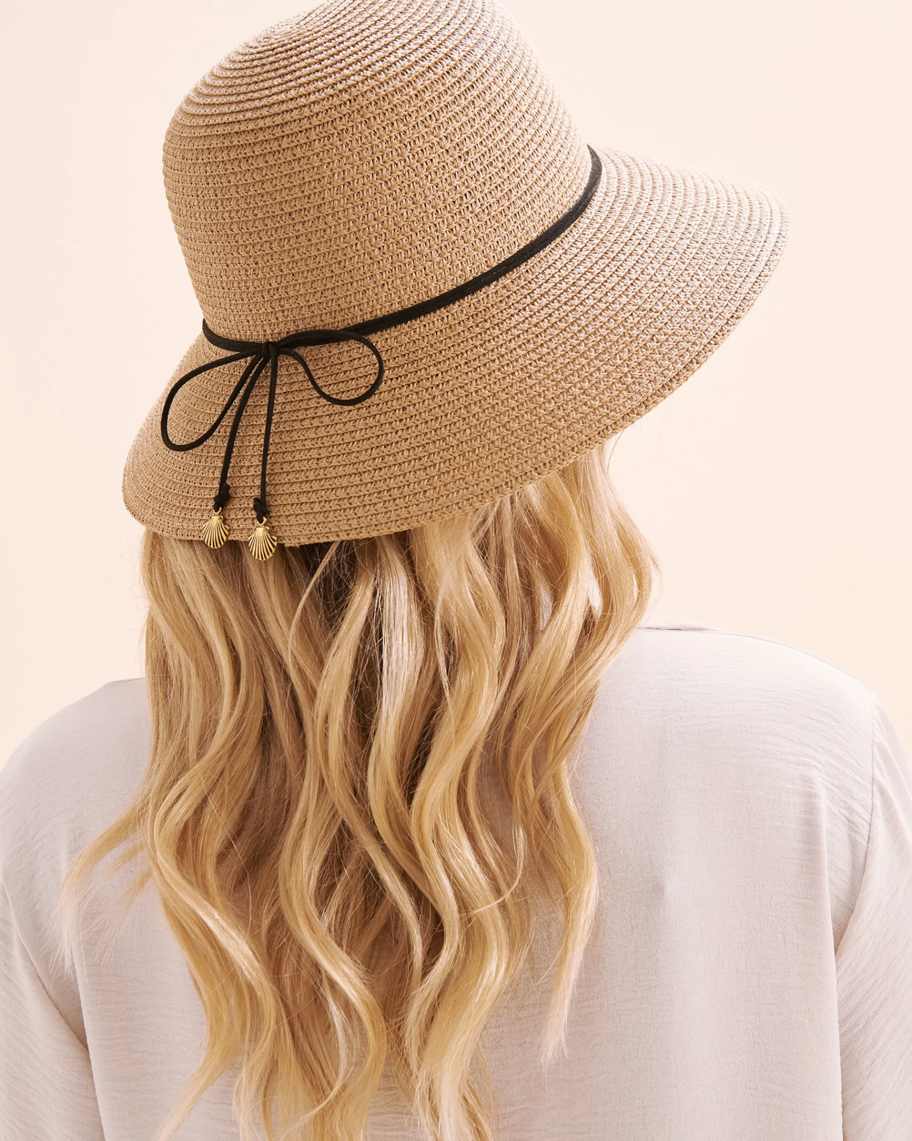 SARAJANE Bucket Hat with Seashell Charm*Women Hats